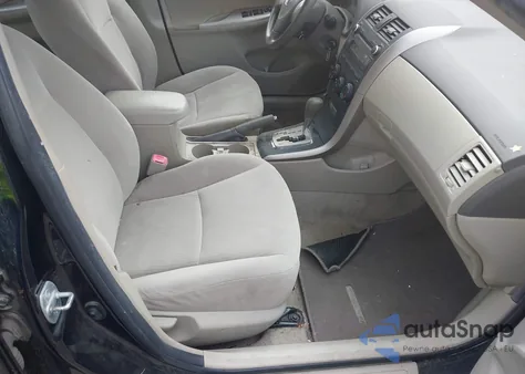 2010 Toyota Corolla Le z USA, uszkodzony, nr VIN JTDBU4EEXAJ077219